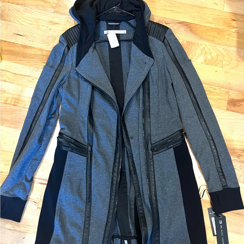NEW BLANC NOIR MOTO HOODED TRAVELER JACKET 😍